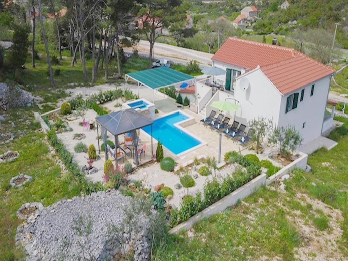 Holiday Home Ela Dračevica Exteriör bild